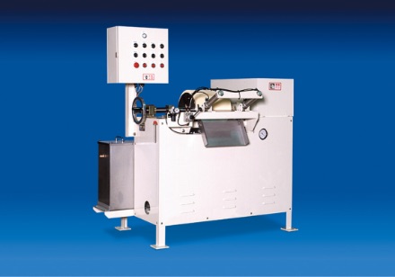 Example of use (2) Sludge dehydrator (precision solid-liquid separator) PC separator